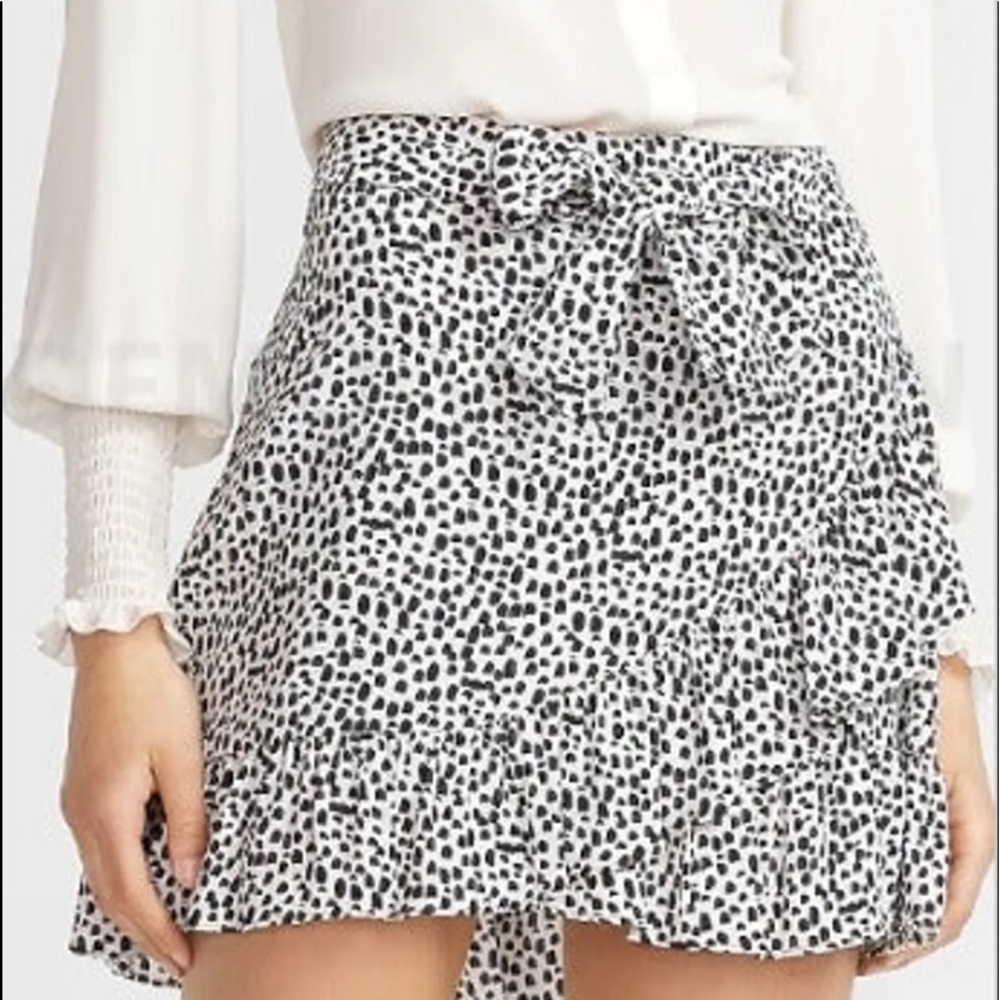 Express skirts size 4